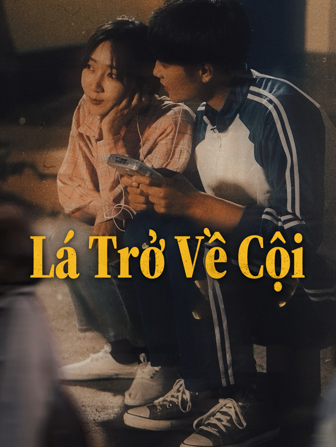 Lá Trở Về Cội