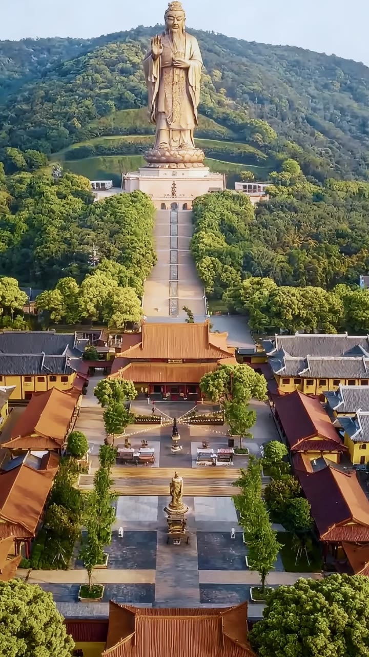 Dia Melampaui Semua Batas