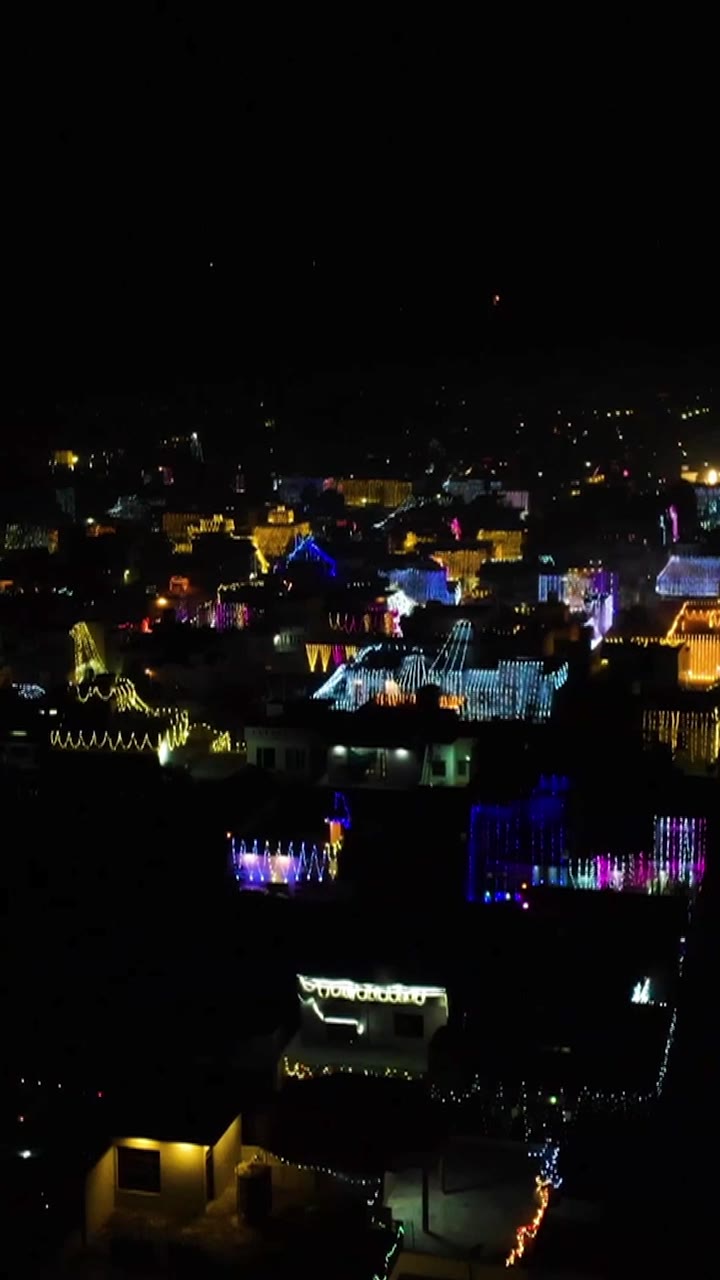 Dari Transaksi Menjadi Cinta Sejati