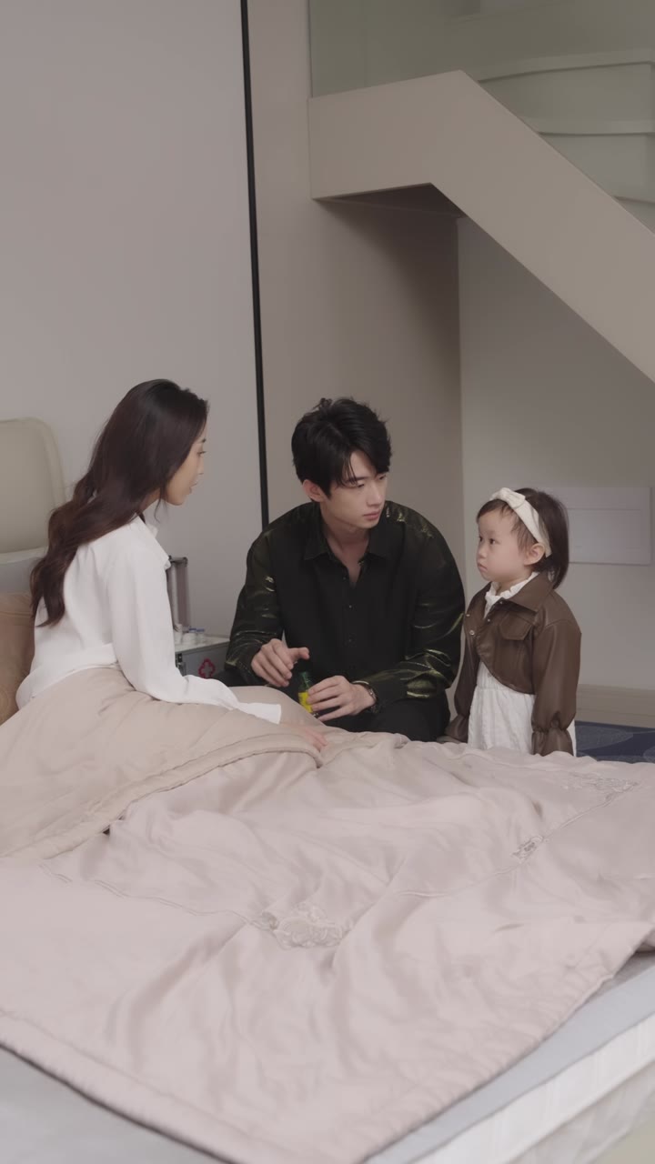 Bayi Wingman Online Bayi Kembar yang lucu