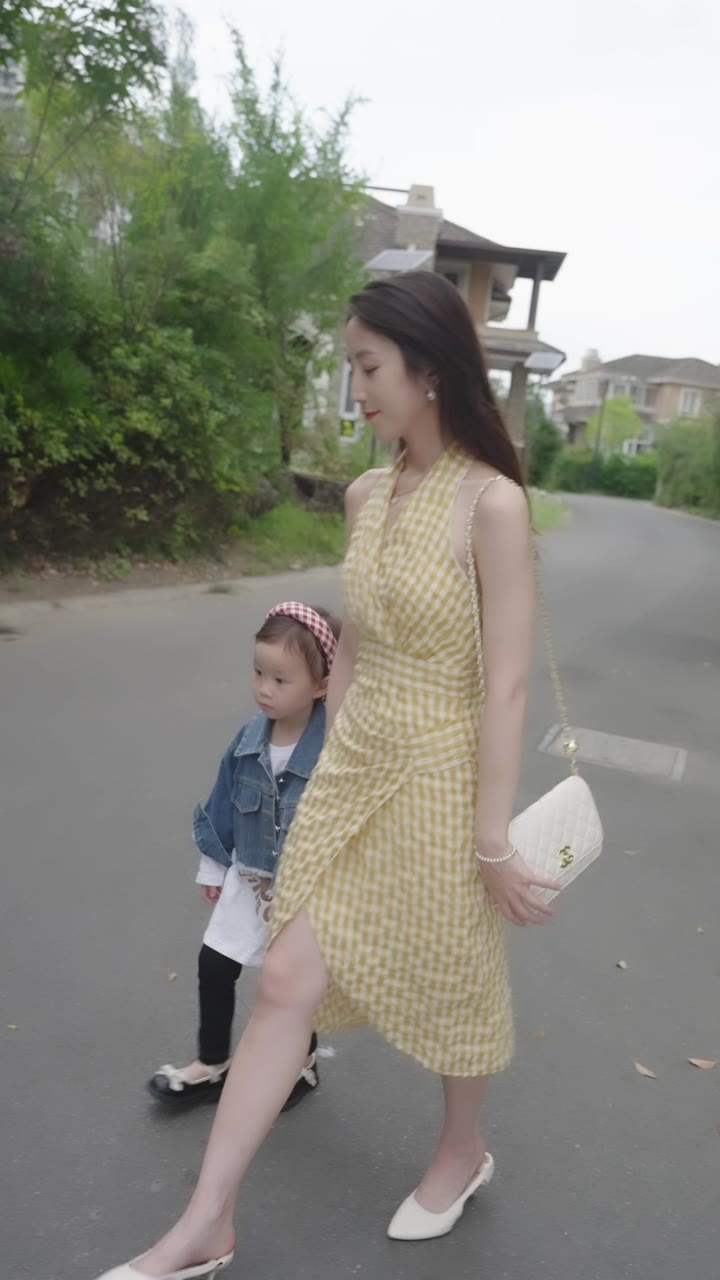 Bayi Wingman Online Bayi Kembar yang lucu