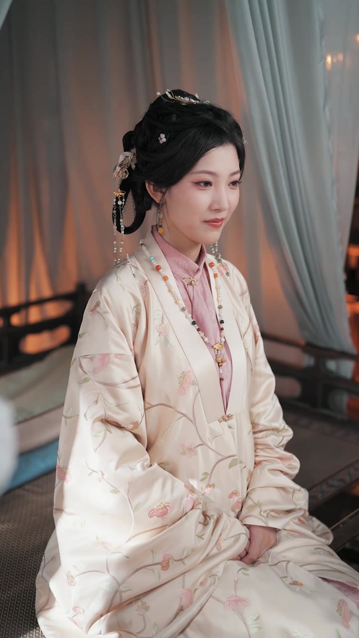 Istri Bangsawan Pendendam(Sulih Suara)