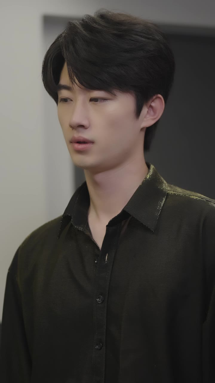 Bayi Wingman Online Bayi Kembar yang lucu