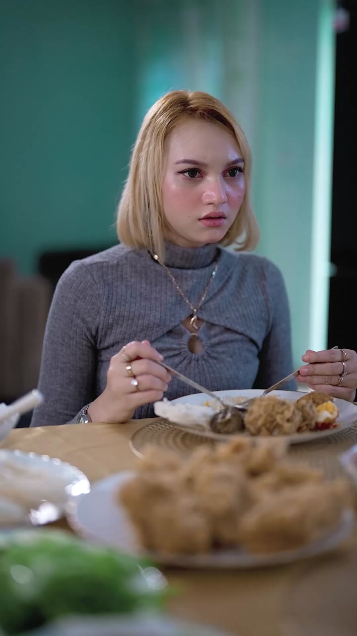 Aku adalah Dia