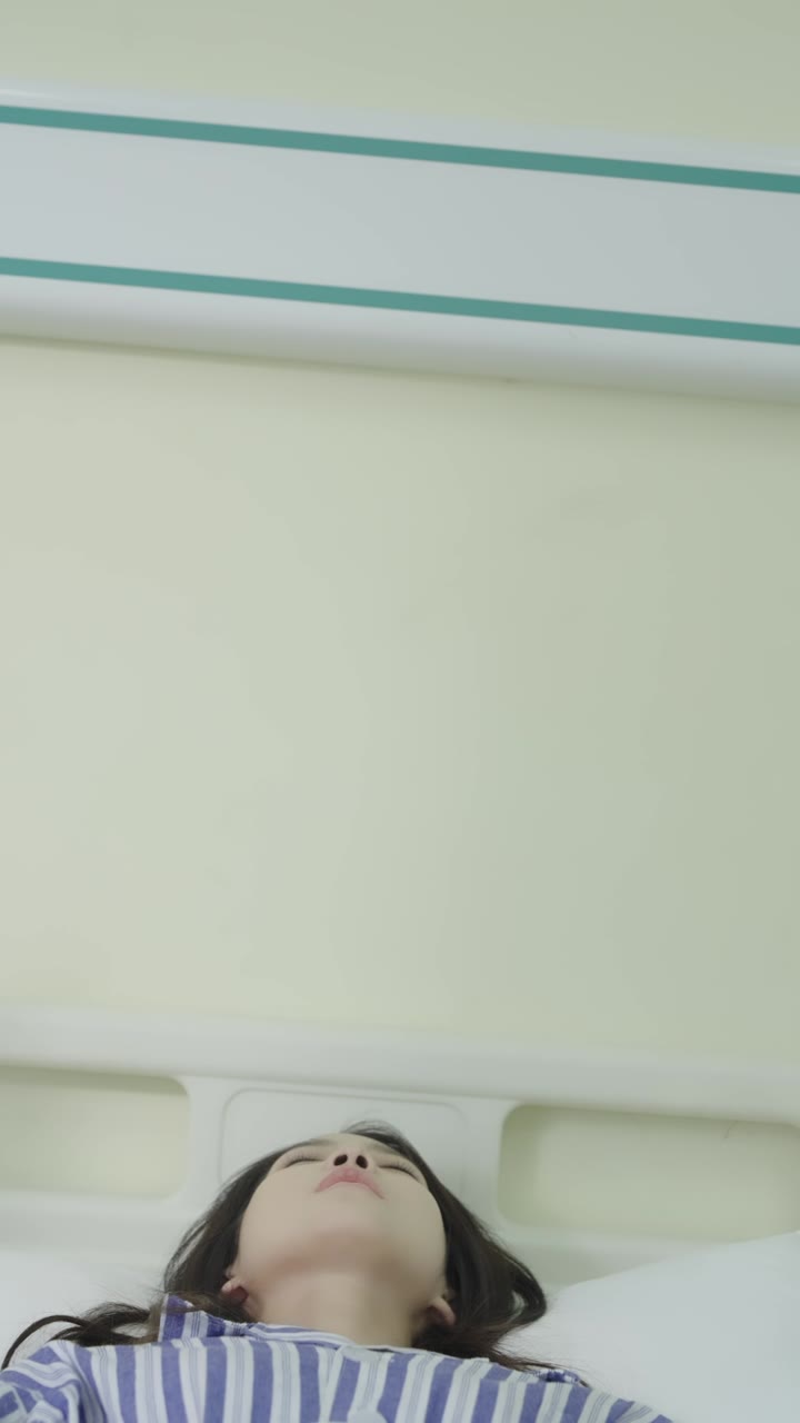 Bayi Wingman Online Bayi Kembar yang lucu