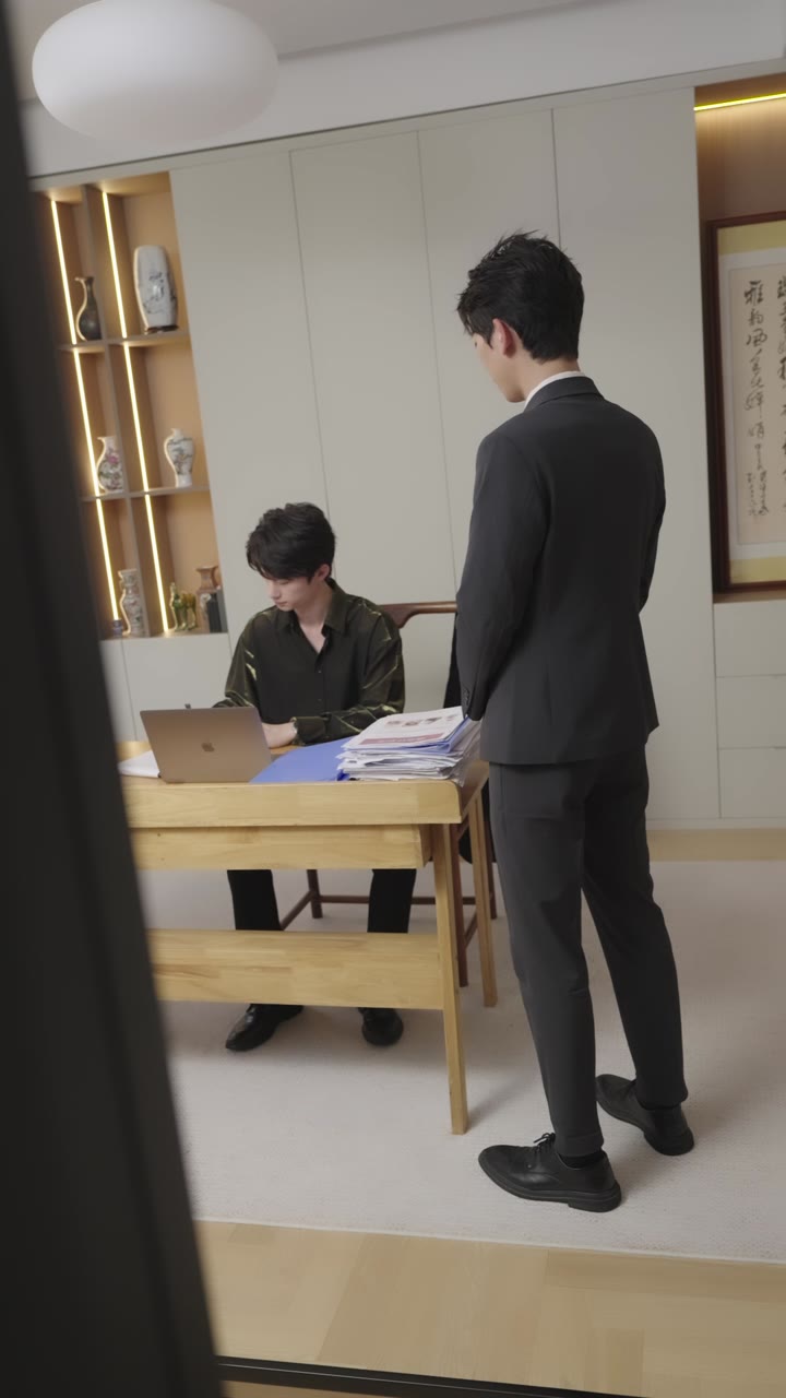 Bayi Wingman Online Bayi Kembar yang lucu