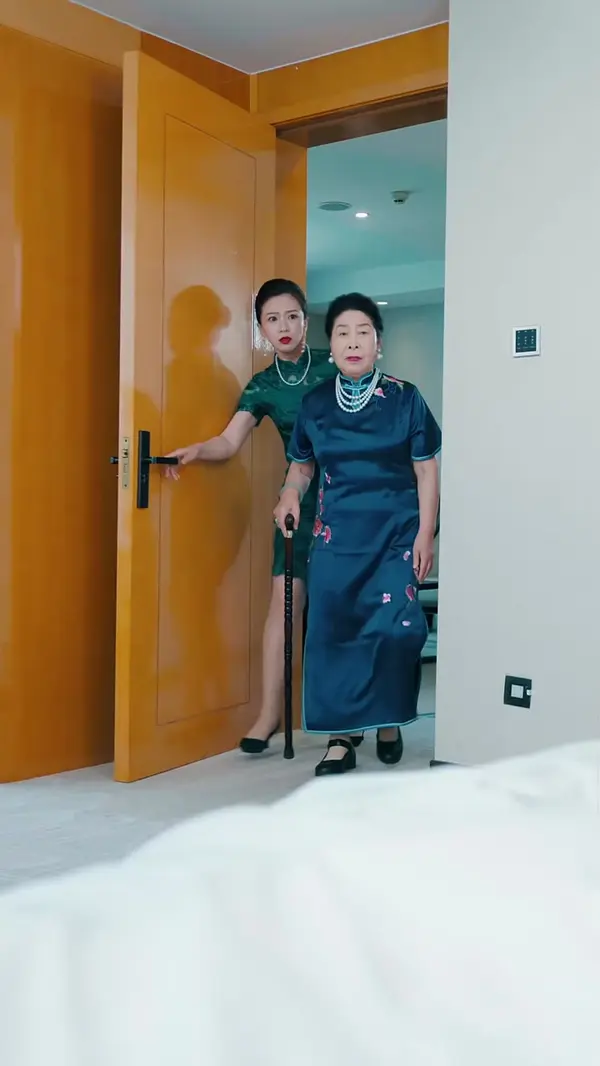 Bocah Ajaib dan Orangtuanya(Sulih Suara)