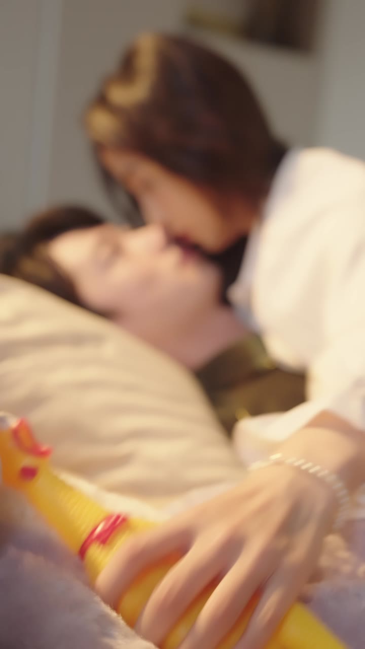 Bayi Wingman Online Bayi Kembar yang lucu