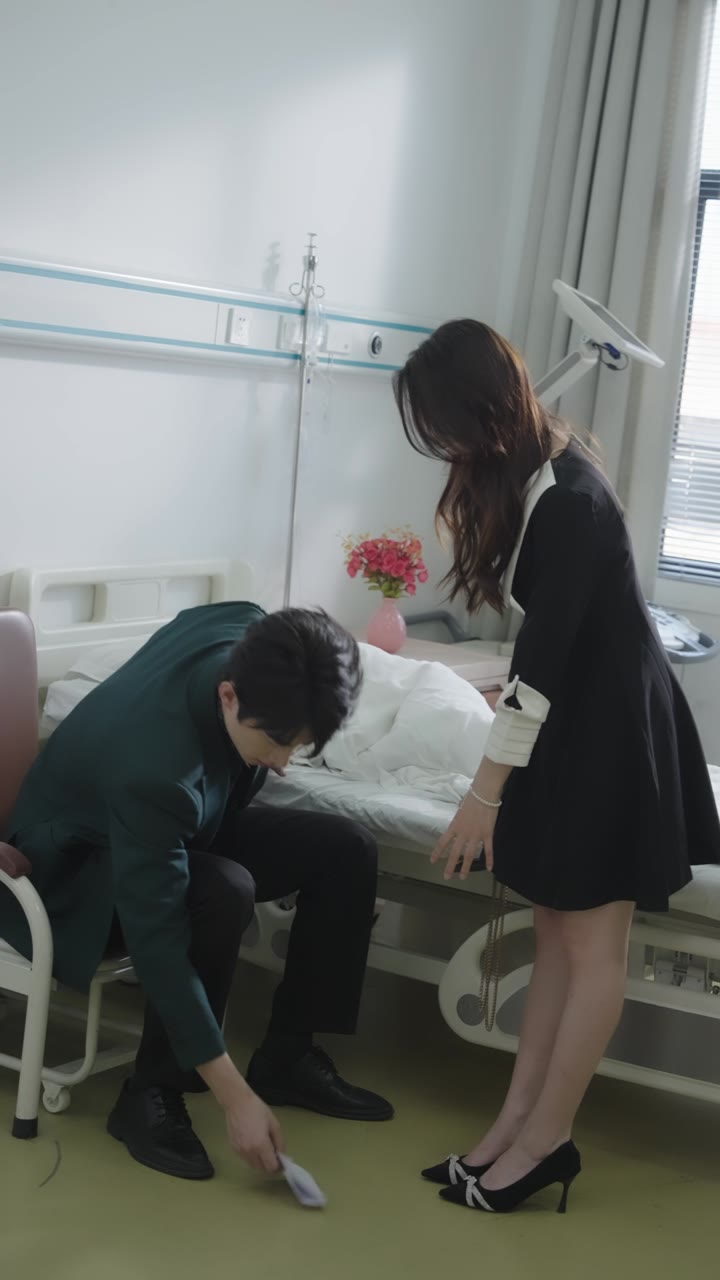 Bayi Wingman Online Bayi Kembar yang lucu